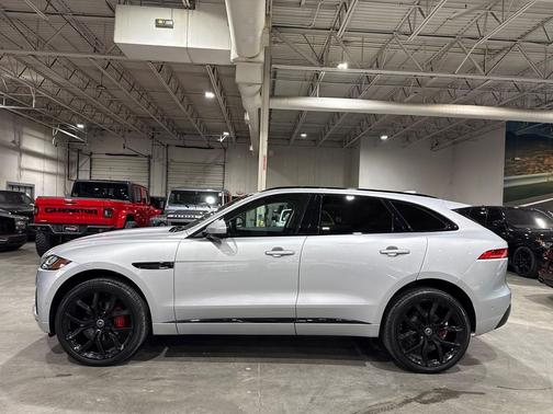 2017 Jaguar F-PACE S