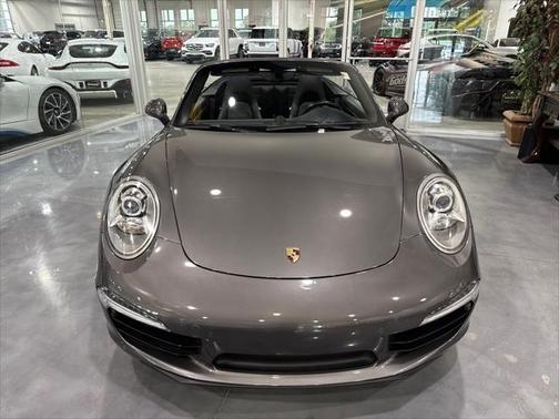2013 Porsche 911 Carrera 4S Cabriolet