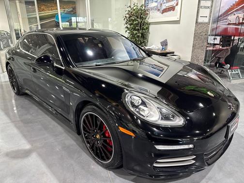 2014 Porsche Panamera 4S Executive