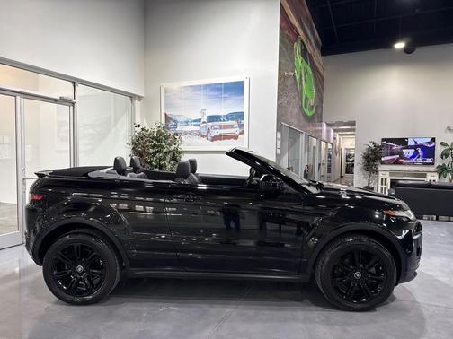 Santorini Black Metallic 2017 Land Rover Range Rover Evoque HSE Dynamic