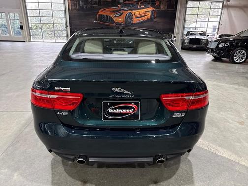 2017 Jaguar XE 35t Premium