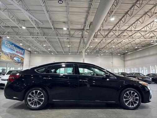 2016 Toyota Avalon XLE