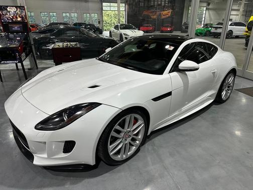 Polaris White 2016 Jaguar F-TYPE R