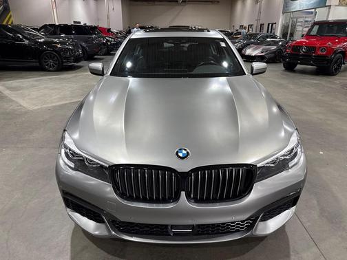 2019 BMW 750 Li