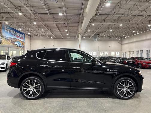 2017 Maserati Levante S