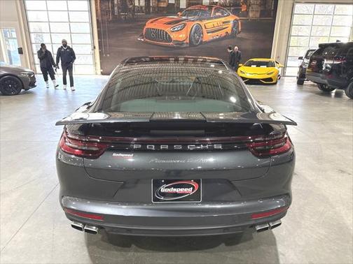2017 Porsche Panamera Turbo