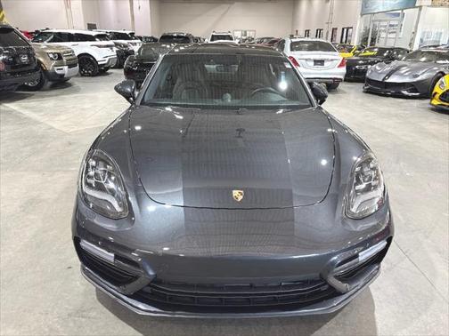 2017 Porsche Panamera Turbo
