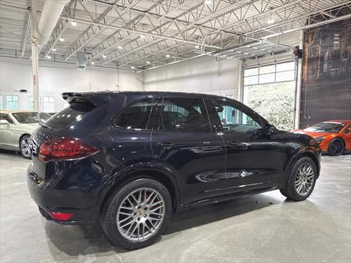 2014 Porsche Cayenne GTS
