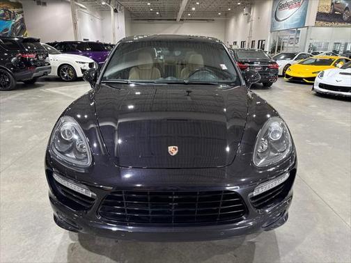 2014 Porsche Cayenne GTS