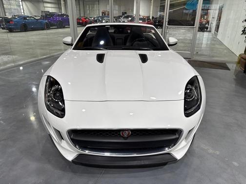 2017 Jaguar F-TYPE Premium