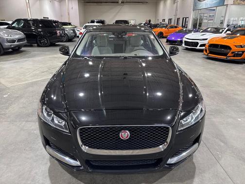 2016 Jaguar XF 35t Prestige