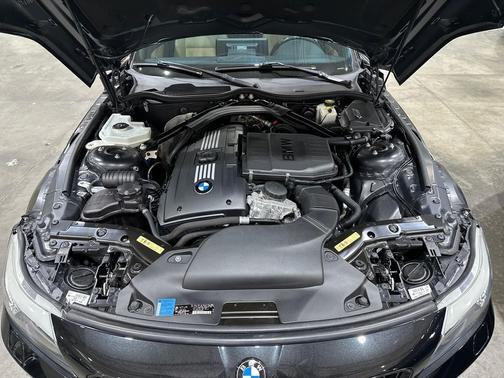 Black Sapphire Metallic 2009 BMW Z4 sDrive35i