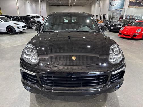 2016 Porsche Cayenne Cayenne