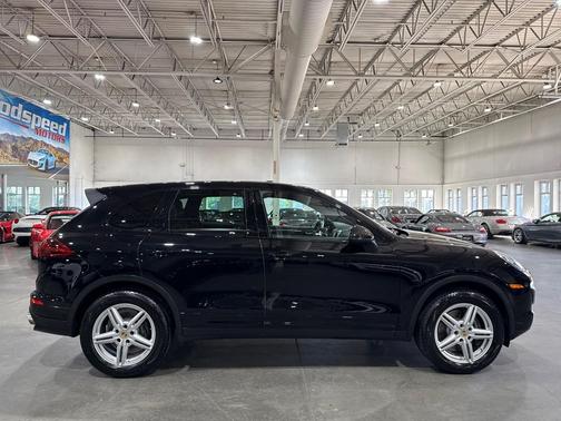 2016 Porsche Cayenne Cayenne