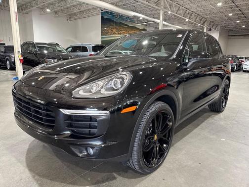 2016 Porsche Cayenne Cayenne
