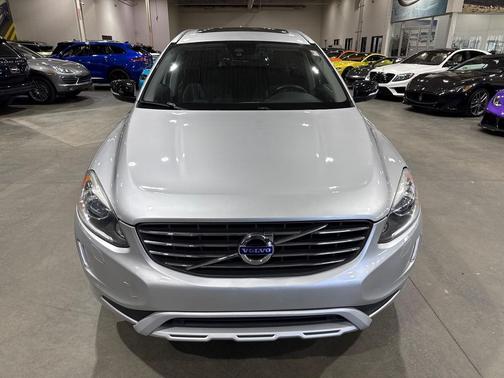 2017 Volvo XC60 T6 Dynamic