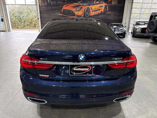 2016 BMW 750 i xDrive