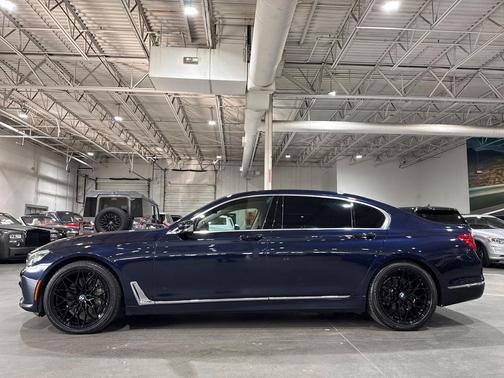 2016 BMW 750 i xDrive