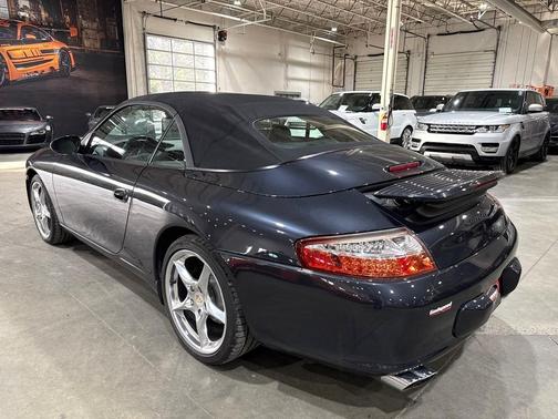 2004 Porsche 911 Carrera 4