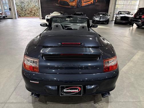 2004 Porsche 911 Carrera 4