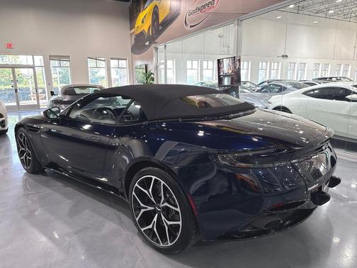 2019 Aston Martin DB11 Volante