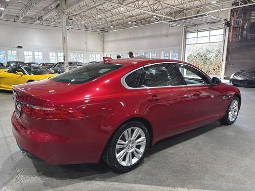 2016 Jaguar XF 35t Premium