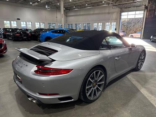 2018 Porsche 911 Carrera S