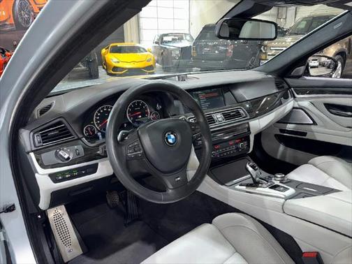 2013 BMW M5 Base