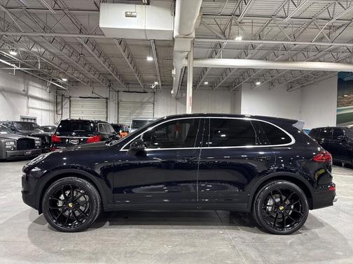 2015 Porsche Cayenne Cayenne