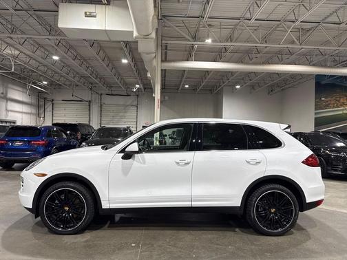 2012 Porsche Cayenne $56K MSRP