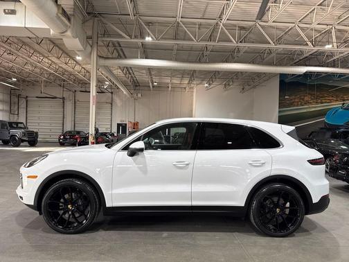 2020 Porsche Cayenne Cayenne