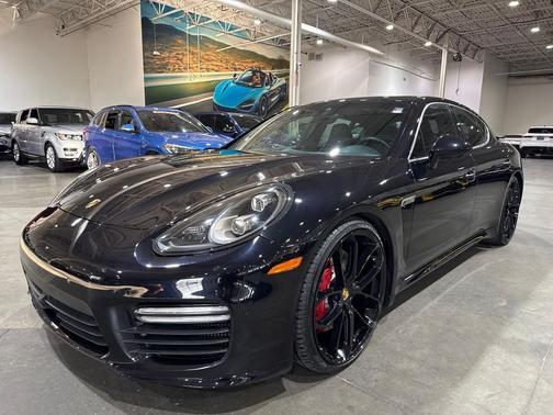 2015 Porsche Panamera Turbo