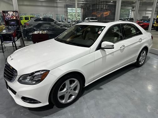 Polar White 2014 Mercedes-Benz E-Class 4MATIC