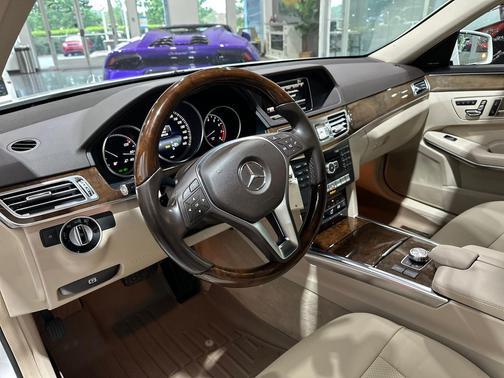 Polar White 2014 Mercedes-Benz E-Class 4MATIC