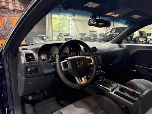 2014 Dodge Challenger SXT