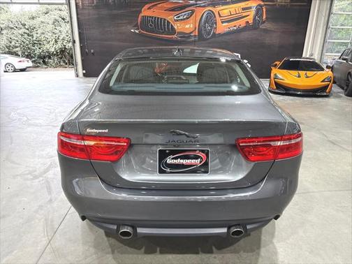 2019 Jaguar XE 30t Premium