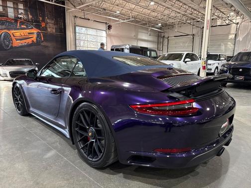 2019 Porsche 911 Carrera GTS