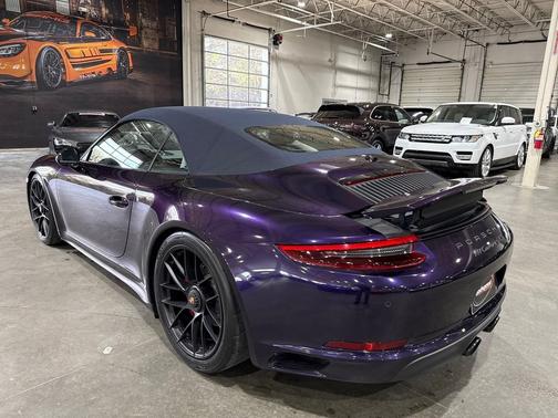2019 Porsche 911 Carrera GTS