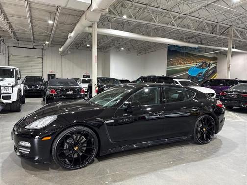 2013 Porsche Panamera 4