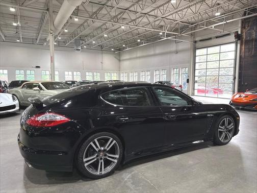 2013 Porsche Panamera 4