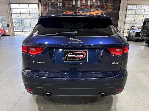 2019 Jaguar F-PACE 25t Premium