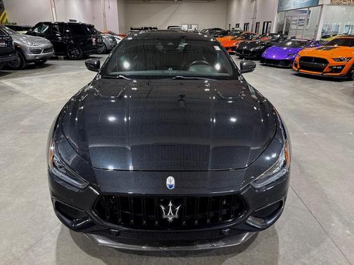 2022 Maserati Ghibli Trofeo