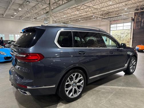 2020 BMW X7 xDrive40i