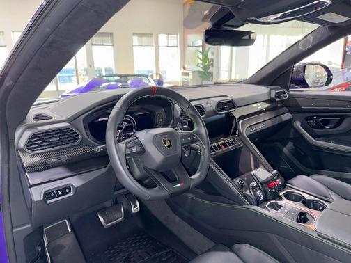 2024 Lamborghini Urus S