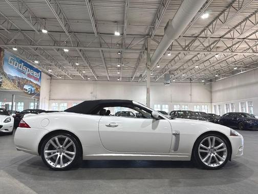 2008 Jaguar XKR Base