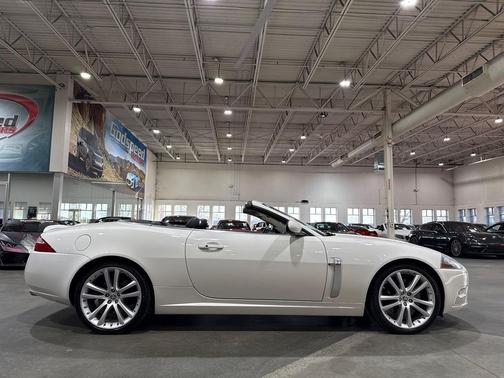 2008 Jaguar XKR Base