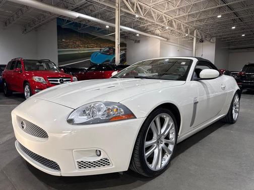2008 Jaguar XKR Base