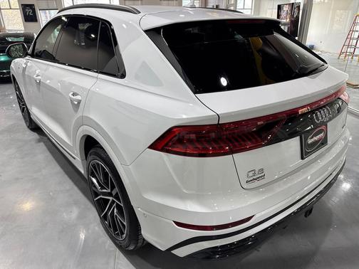 2020 Audi Q8 55 Prestige
