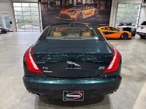 2017 Jaguar XJ XJ R-Sport