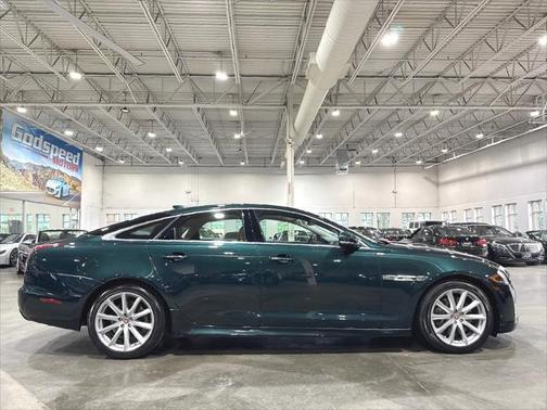 2017 Jaguar XJ XJ R-Sport
